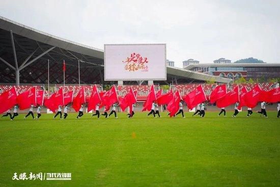 　　　　看完这个自称是「无间道」以来喷鼻港最都雅的警匪片，整体来讲，八九不离十。